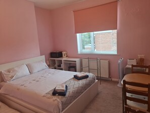Deluxe Double or Twin Room, 1 Bedroom, Hill View