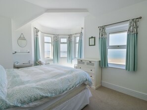 4 bedrooms, individually decorated, individually furnished, free WiFi - The Harbour (Rhosneigr)