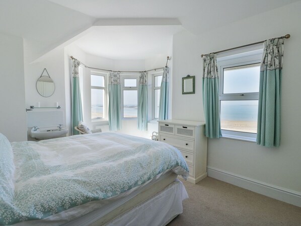 4 slaapkamers, individueel gedecoreerd, individueel gemeubileerd