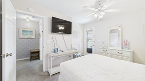 2 chambres, fer et planche à repasser, Wi-Fi gratuit, draps fournis