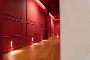 Hallway - Fuajeconceptrooms (Naples)