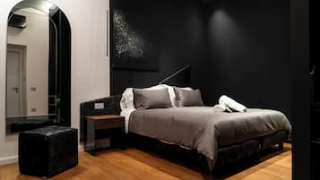 In-room safe, desk, laptop workspace, soundproofing