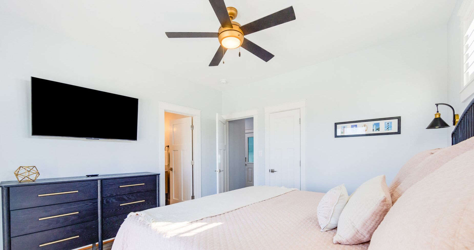 9 camere, Wi-Fi gratuito, lenzuola, accesso in sedia a rotelle