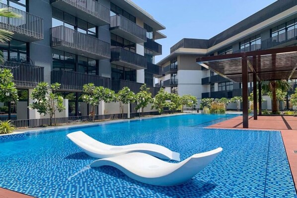 Apartment | 1 bedroom - Modern 1-bedroom Apartment With Pool in JVC (Dubai)