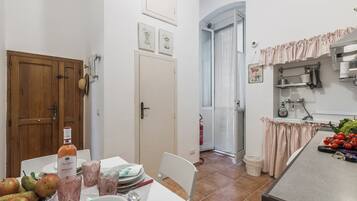 Familienapartment, Mehrere Schlafzimmer (Dimora di Grecale Monopoli) | Speisen