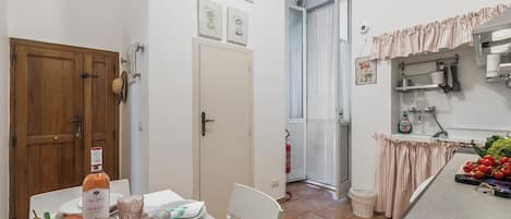 Familienapartment, Mehrere Schlafzimmer (Dimora di Grecale Monopoli) | Speisen