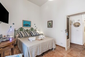 1 camera, Wi-Fi gratuito, lenzuola