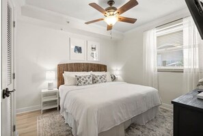 2 quartos, ferros/tábuas de passar roupa, Wi-Fi, roupa de cama
