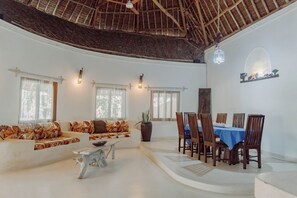 Deluxe Villa, Housekeeping | Living area