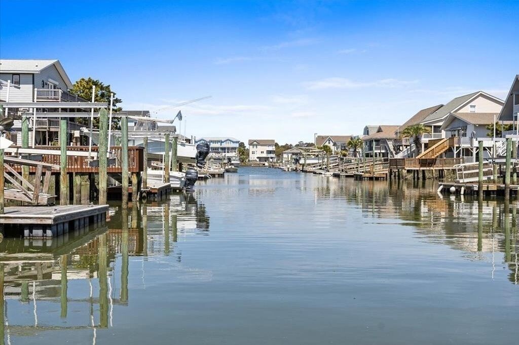 House, 4 Bedrooms | Marina