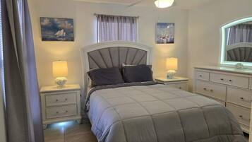 3 Schlafzimmer, Bügeleisen/Bügelbrett, kostenloses WLAN, Bettwäsche