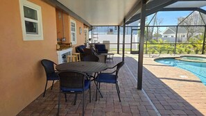 Outdoor dining - 7834 Buccaneer Drive - Lovely Family Home on the S (Fort Myers Beach)