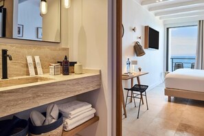 Coffres-forts dans les chambres, rideaux occultants, Wi-Fi gratuit