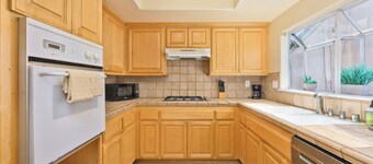 Newport Beach 2-Story Home w/ Pool Table, 2-Car Parking