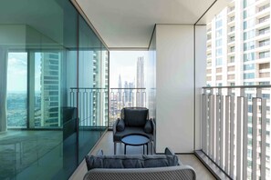 Family Apartment, 3 Bedrooms, City View | Balcony - Downtown Views - Mint Stay (Dubai)