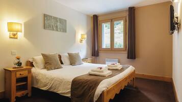 3 bedrooms, free WiFi, bed sheets