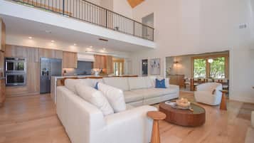 Smart-tv, pejs, kontorer