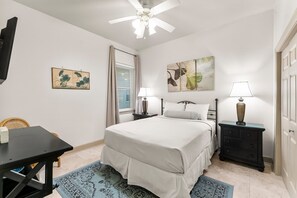 3 bedrooms, free WiFi, bed sheets - 30A Seagrove Highlands available! 3/2 sleeps 6! (Santa Rosa Beach)