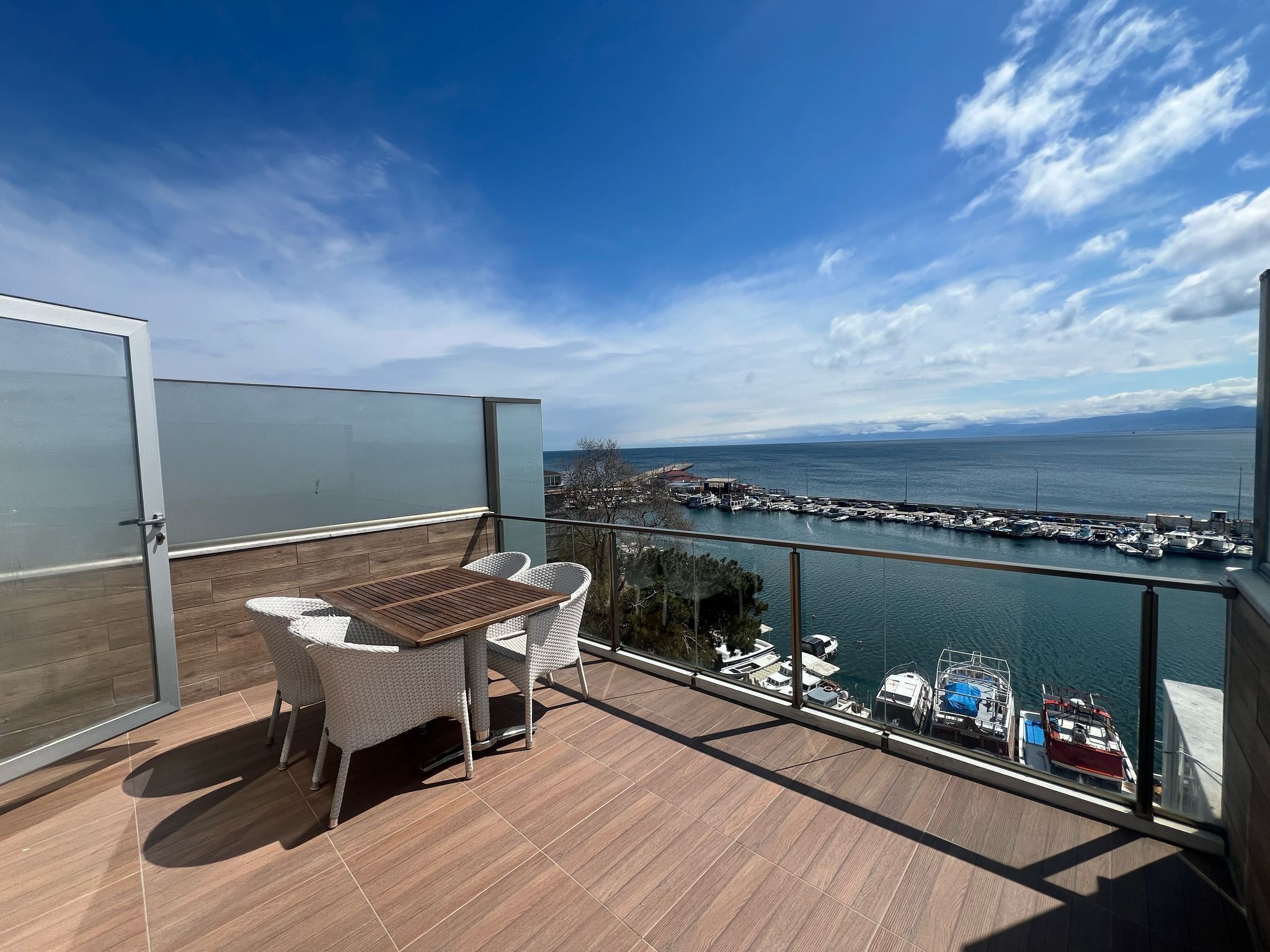 Suite | Balcony