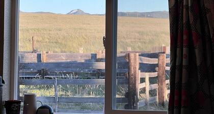 Perfect place for one couple, escape to Montana!