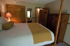 2 chambres, fer et planche à repasser, lit parapluie, Wi-Fi gratuit