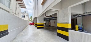 Ubetjent parkering (inkludert)