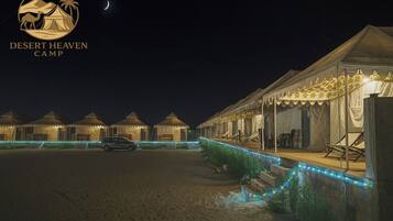Standard Double Room, Balcony, Desert View | Premium bedding, memory foam beds, minibar (some free items), desk