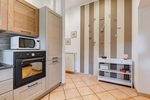 Apartment, 2 Schlafzimmer, Gartenblick | Eigene Küche | Kühlschrank, Mikrowelle, Ofen, Herdplatte