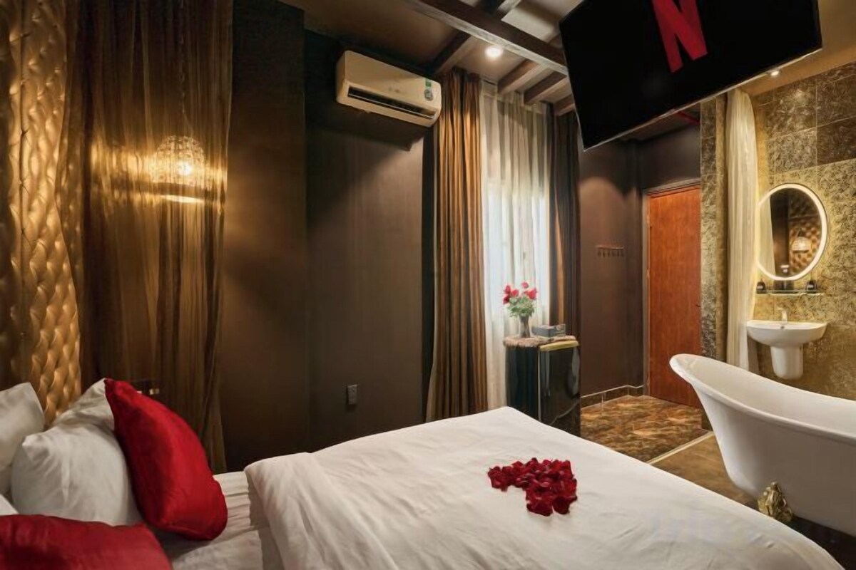 Monaco, With A Bathtub, Netflix, And A Small Window