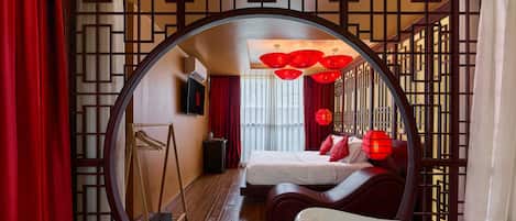 Honeymoon Double Room, Bathtub, City View | Premium bedding, Select Comfort beds, minibar, individually decorated