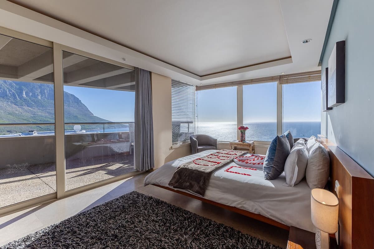 Quarto luxo, vista para o mar | Roupas de cama premium, frigobar, quartos à prova de som