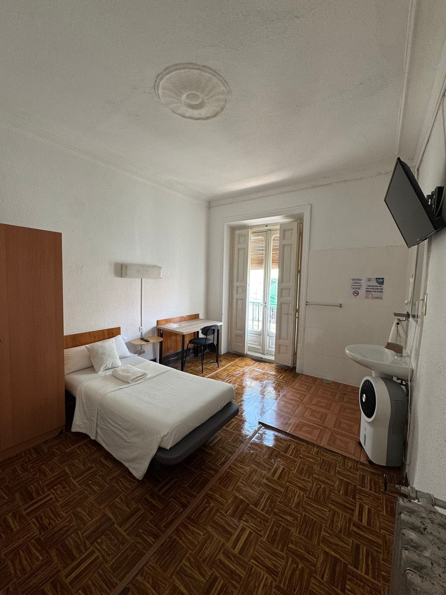 Foto - Hostal Met Madrid