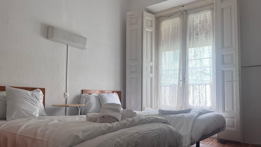 Hostal Alonso No Limit Madrid