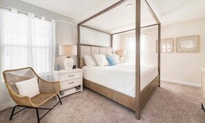 5 bedrooms, iron/ironing board, WiFi, bed sheets