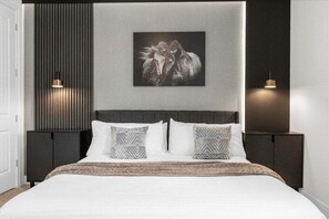 5 Schlafzimmer, Bügeleisen/Bügelbrett, WLAN, Bettwäsche