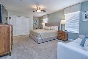 7 bedrooms, iron/ironing board, WiFi, bed sheets