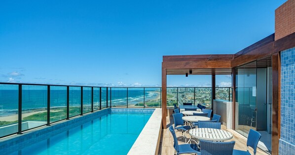 Piscina a l'aire lliure 