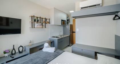 SMT - Building 750m From the Beach in Salvador