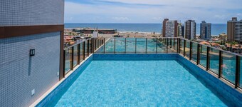 SMT - Building 750m From the Beach in Salvador