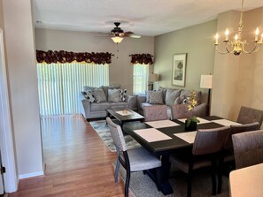 Interior - Last Minute Disney Getaway! Townhouse with Private Pool. Book Now! #98623 (Orlando)