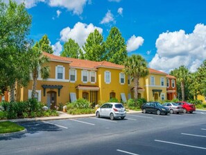 Exterior - Last Minute Disney Getaway! Townhouse with Private Pool. Book Now! #98623 (Orlando)