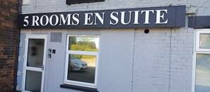 Façade de l’hébergement