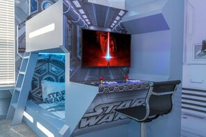10 Schlafzimmer, Bügeleisen/Bügelbrett, WLAN, Bettwäsche