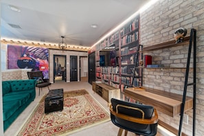 Lobby - Last Minute Disney Getaway! Private Pool & Themed Bedrooms. Book Now! #111847 (Orlando)