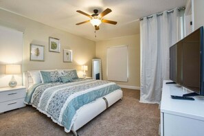 5 habitaciones, tabla de planchar con plancha, wifi y ropa de cama