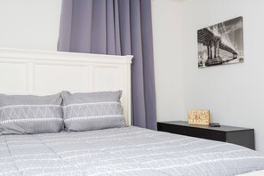 3 slaapkamers, een strijkplank/strijkijzer, wifi, beddengoed