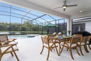 A heated pool - Last Minute Disney! Private Pool, Hot Tub, Game Room & Themed Bedrooms. Book Now! #114341 (Orlando)