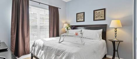 5 室のベッドルーム、アイロン / アイロン台、WiFi、ベッドシーツ