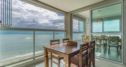 Seafront Condominium With Pool - SHC