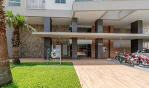 Exterior - Seafront Condominium With Pool - SHC (Picarras)